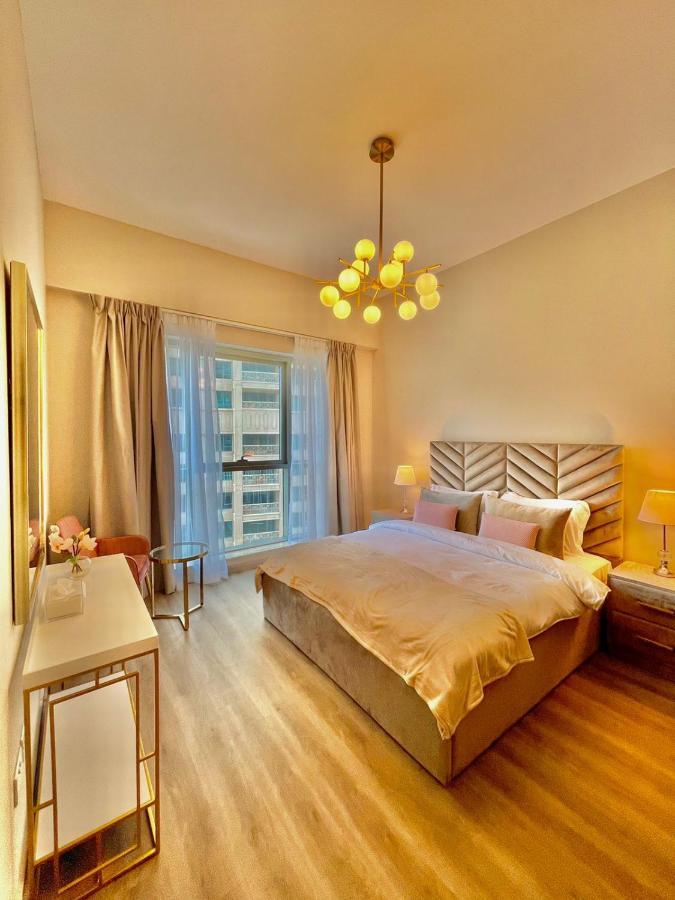 First Class 2Br With Burj Khalifa & Downtown View 두바이 외부 사진